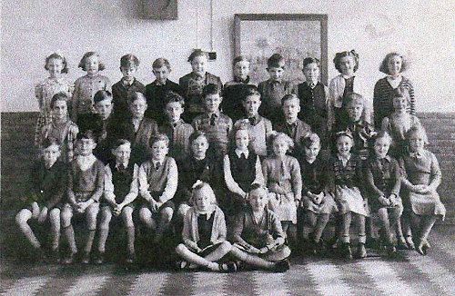 Conway class photo approx 1955