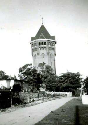 The Water Tower on top of Shooters Hill,
Woolwich c.1950